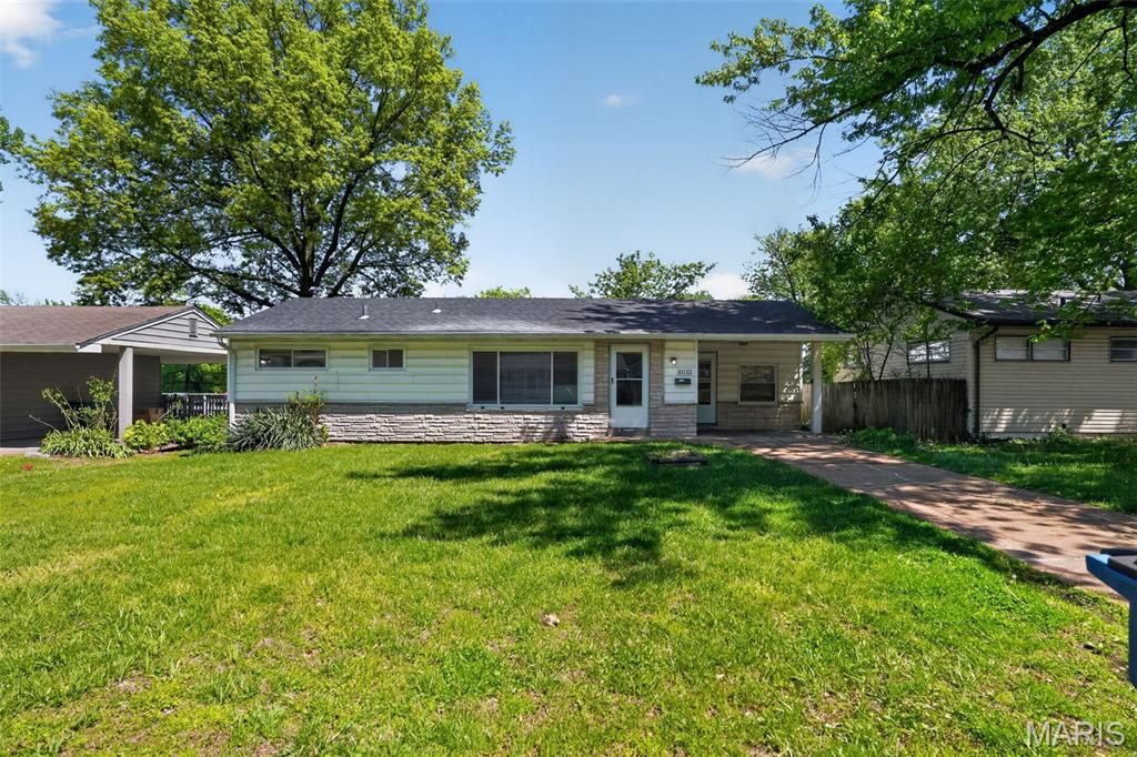 Photo of 10112 Jett Drive, St Louis, MO 63136 (MLS # 26023050)