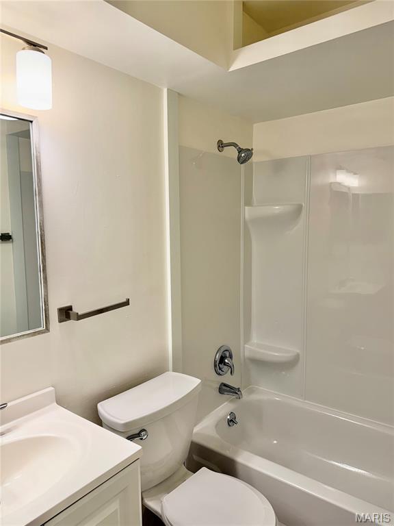 Deerpath 1 - Residential