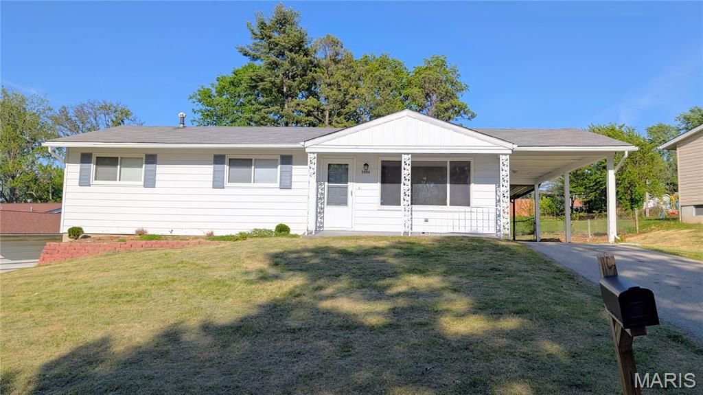 Photo of 3356 Clemens Drive, St Charles, MO 63301 (MLS # 26029113)