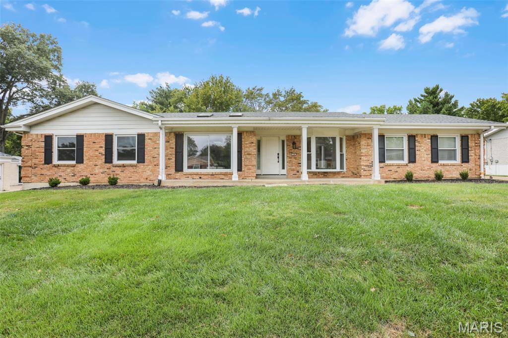 214 Glen Cove Drive