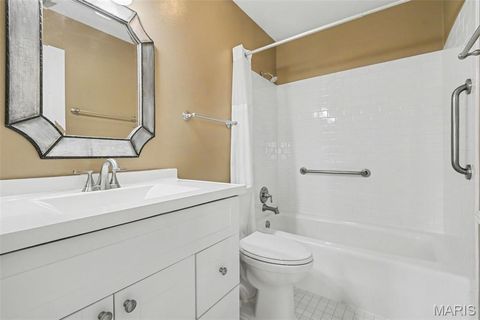 Tiny photo for 334 Ladue Oaks Drive, St Louis, MO 63141 (MLS # 26008106)