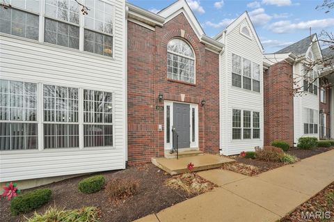 Photo of 1626 Forest Springs Lane #C, Ballwin, MO 63021 (MLS # 25080819)