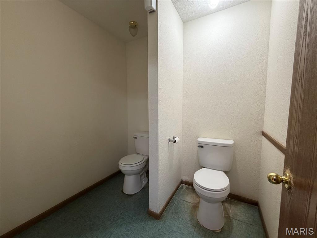 Marshall Center 02 - Commercial Sale