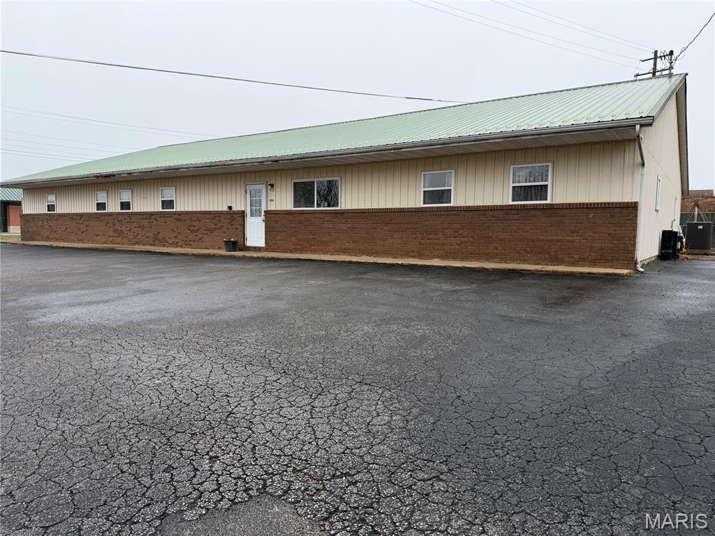 Marshall Center 02 - Commercial Sale