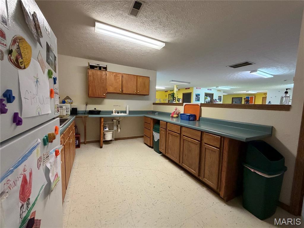 Marshall Center 02 - Commercial Sale