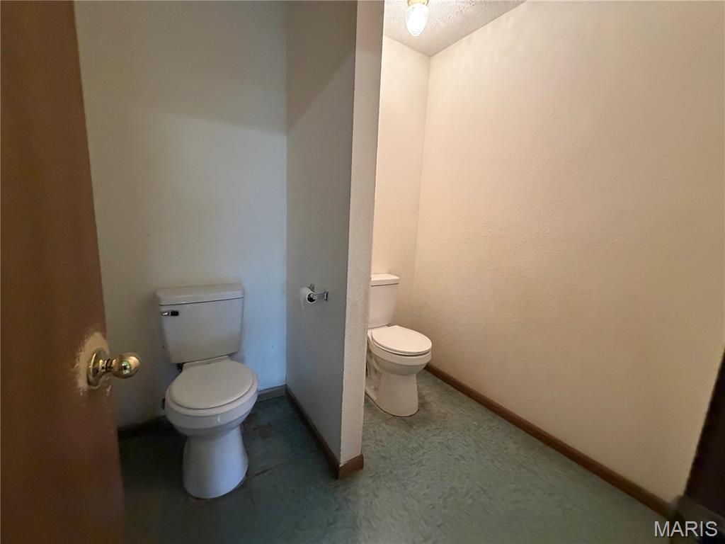 Marshall Center 02 - Commercial Sale