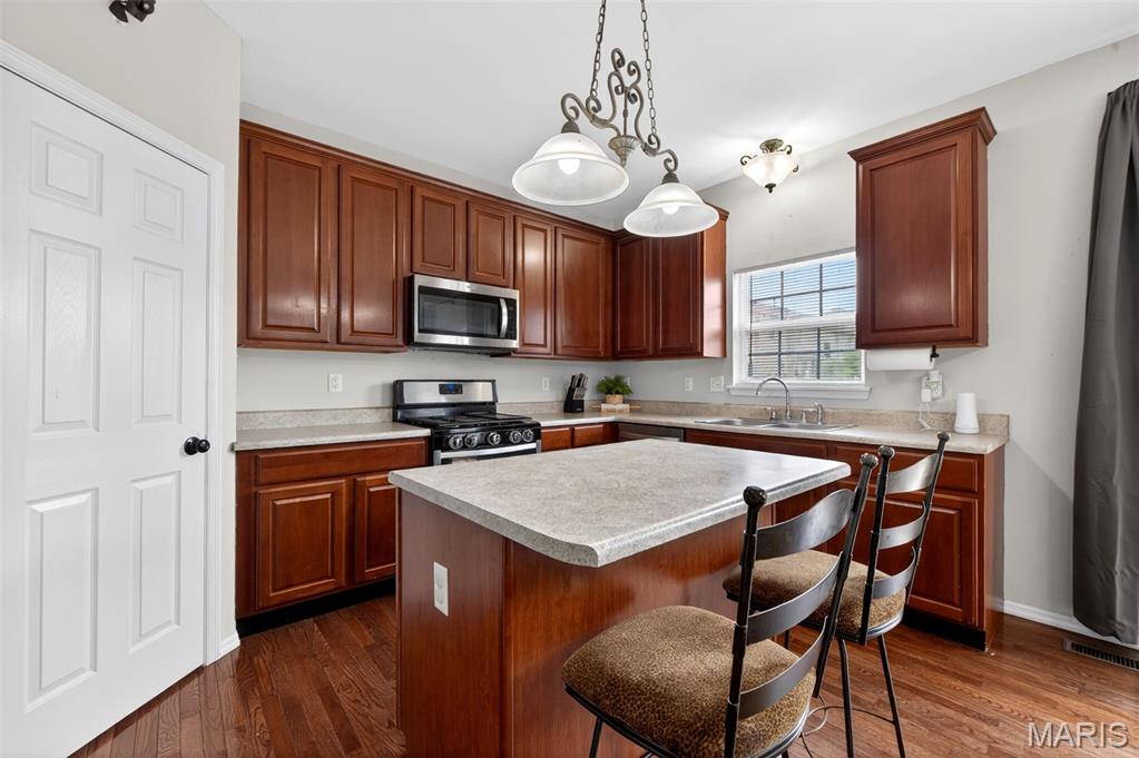 The Estates At Rivermeadows - Residential