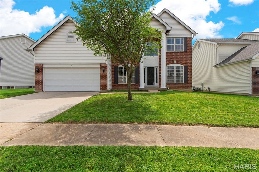Welcome to this beautiful 2-story home featuring 4 bedrooms, 3.5 bathrooms, and a 2-car garage, located in the highly desirable Riverwood Estates subdivision. Nestled in a quiet, well-maintained neighborhood, this home offers the perfect combination of comfort, space, and convenience with easy access to restaurants, shopping, and major highways. From the moment you arrive, you’ll appreciate the welcoming feel and inviting curb appeal this home has to offer. When you step inside you are greeted with stunning cathedral windows that flood the living room with natural light. The open-concept kitchen and living room create an ideal space for everyday living and entertaining. The spacious living area features a cozy fireplace, while the kitchen offers newer stainless steel appliances and plenty of cabinet and counter space. The main floor also includes convenient laundry, a half bath, and a versatile bonus room ideal for a home office, playroom, or potential additional bedroom. Upstairs, the impressive catwalk overlooks the main living area and connects the primary suite to three additional spacious bedrooms and a full bathroom. The primary suite features vaulted ceilings, a walk-in closet, and a private en suite bath. The finished lower level adds even more living space with a bonus sleeping area, full en suite bathroom, and a second kitchen — perfect for guests, extended family, entertaining, or multi-generational living. This home offers the perfect blend of space, functionality, and location — don’t miss your opportunity to make it yours!