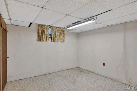 Tiny photo for 3716 Hoffmeister Avenue, Bella Villa, MO 63125 (MLS # 26041175)