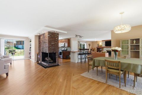 Tiny photo for 426 Brooktree Drive, Ballwin, MO 63011 (MLS # 26013236)