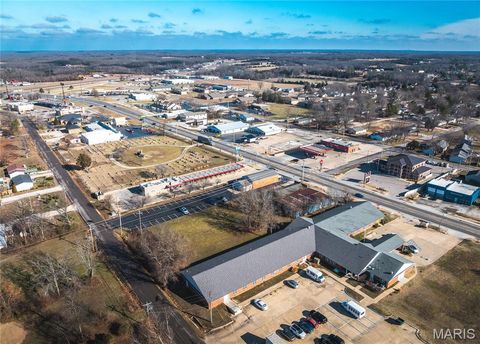 414 N Franklin Street Cuba MO 65453