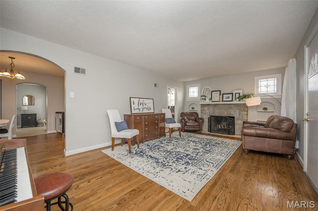 1475 Saint Catherine Street