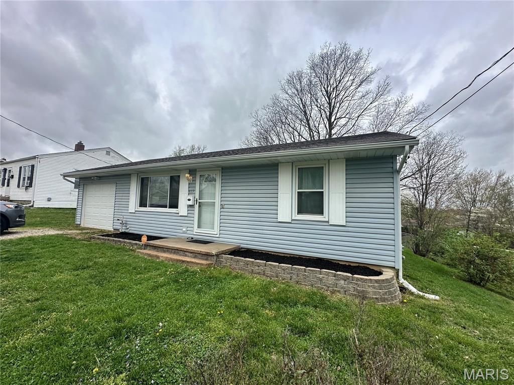 Photo of 417 Plain View Avenue, Jackson, MO 63755 (MLS # 26019429)