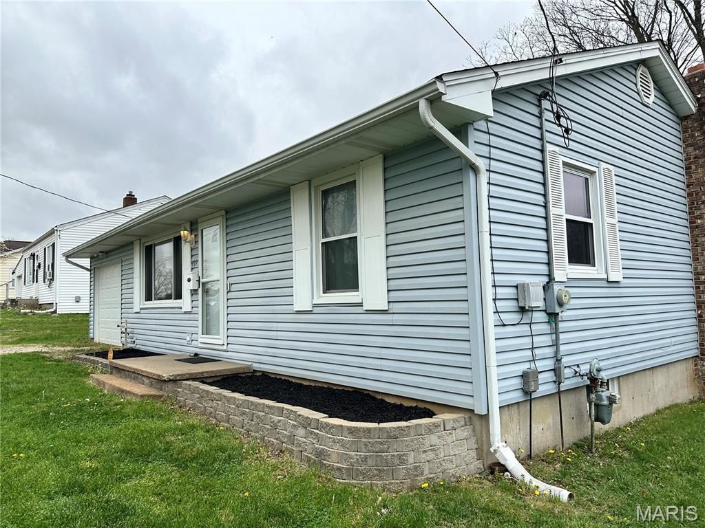 Photo of 417 Plain View Avenue, Jackson, MO 63755 (MLS # 26019429)