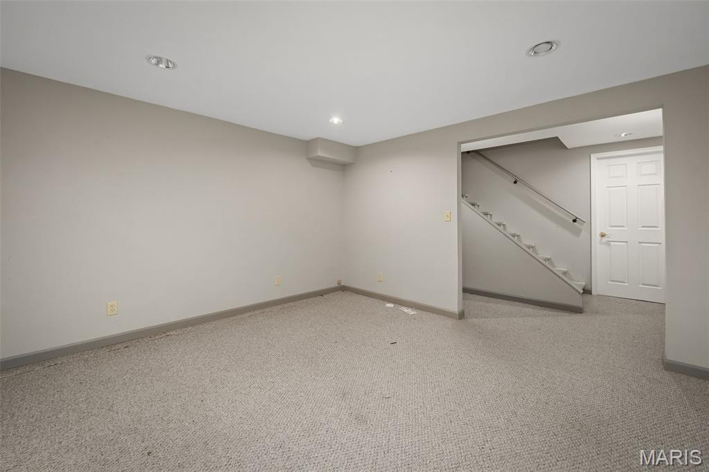 Meadowbrook Estate - Residential