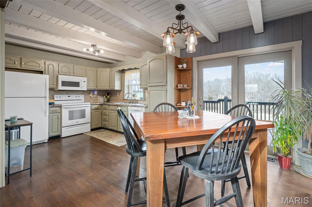 Meadowbrook Estate - Residential