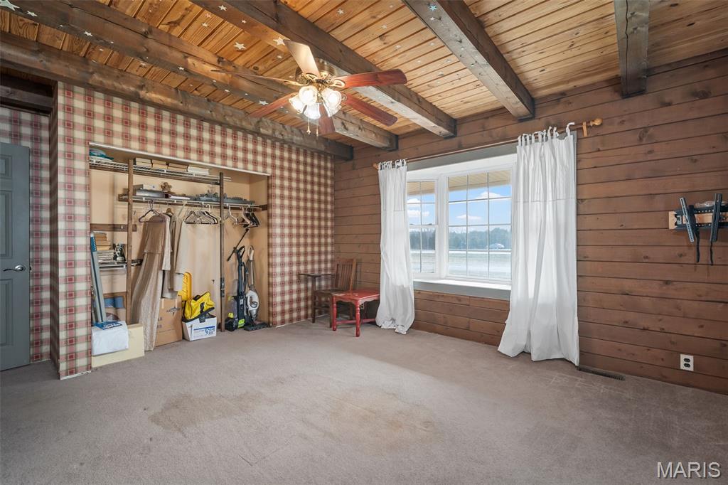 Meadowbrook Estate - Residential