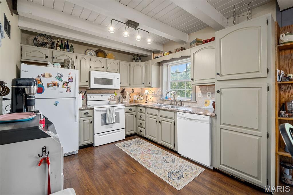 Meadowbrook Estate - Residential