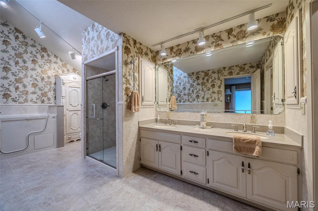 RURAL - Residential Income