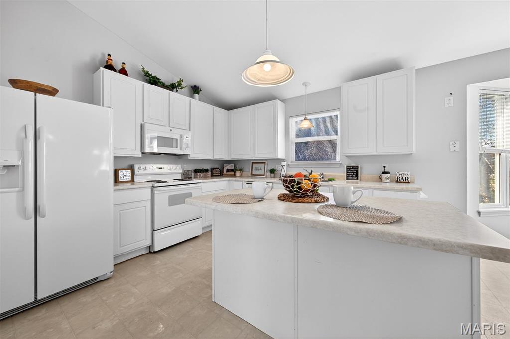 940 Hampshire Heath Drive