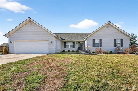Photo of 940 Hampshire Heath Drive, Dardenne Prairie, MO 63368 (MLS # 26002636)