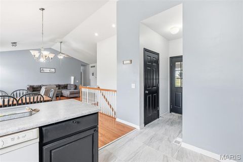 Tiny photo for 5 Hannah Ridge Trail, Elsberry, MO 63343 (MLS # 26024235)