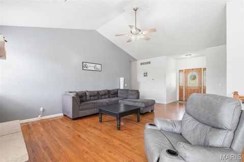 Tiny photo for 5 Hannah Ridge Trail, Elsberry, MO 63343 (MLS # 26024235)