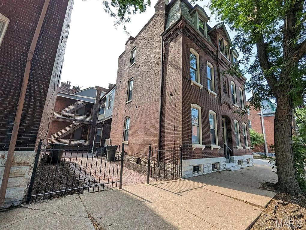 Soulard - Residential Income