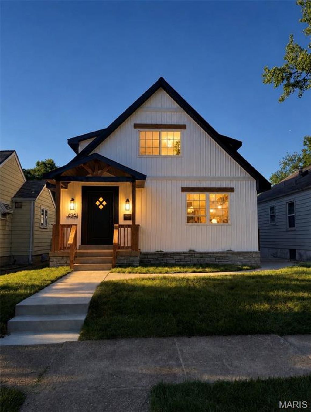 Photo of 6963 Sutherland Avenue, St Louis, MO 63109 (MLS # 26029317)