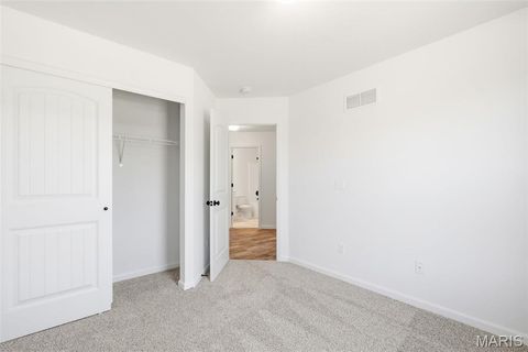 Tiny photo for 17620 Highway F, Bowling Green, MO 63334 (MLS # 26027708)