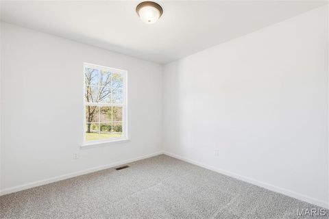 Tiny photo for 17620 Highway F, Bowling Green, MO 63334 (MLS # 26027708)