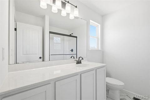 Tiny photo for 17620 Highway F, Bowling Green, MO 63334 (MLS # 26027708)