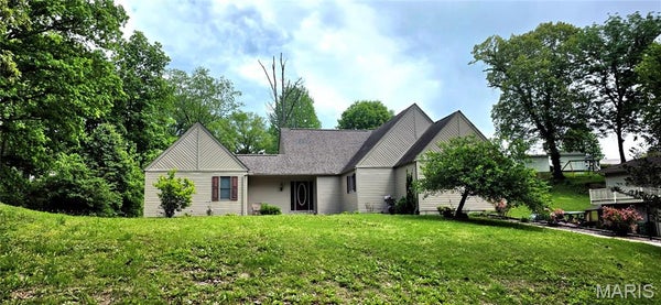 103 ESTATE DR, CHESTER, IL 62233 - Image e294f01ec1a892e2f0237dee5020f2d3/666210005