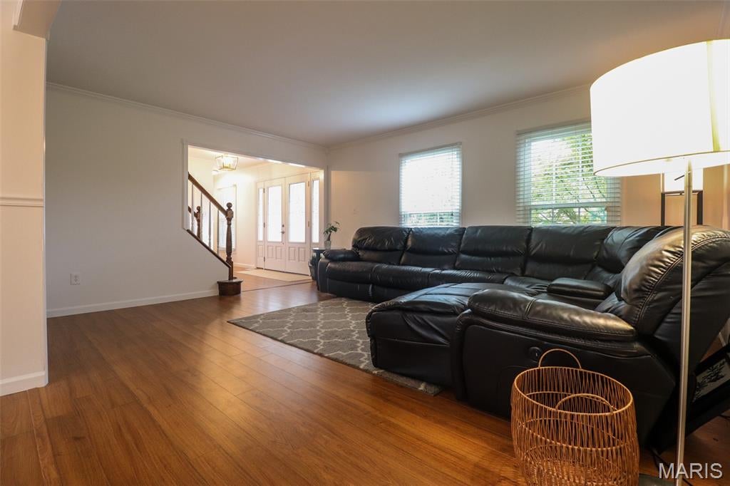 2502 Forest Leaf Parkway