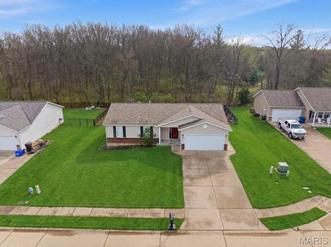 Tiny photo for 394 Parkway Drive, Troy, MO 63379 (MLS # 26021394)
