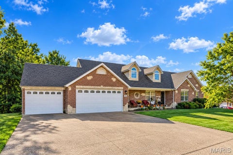 Photo of 976 Brownsmill Road, Elsberry, MO 63343 (MLS # 26067372)