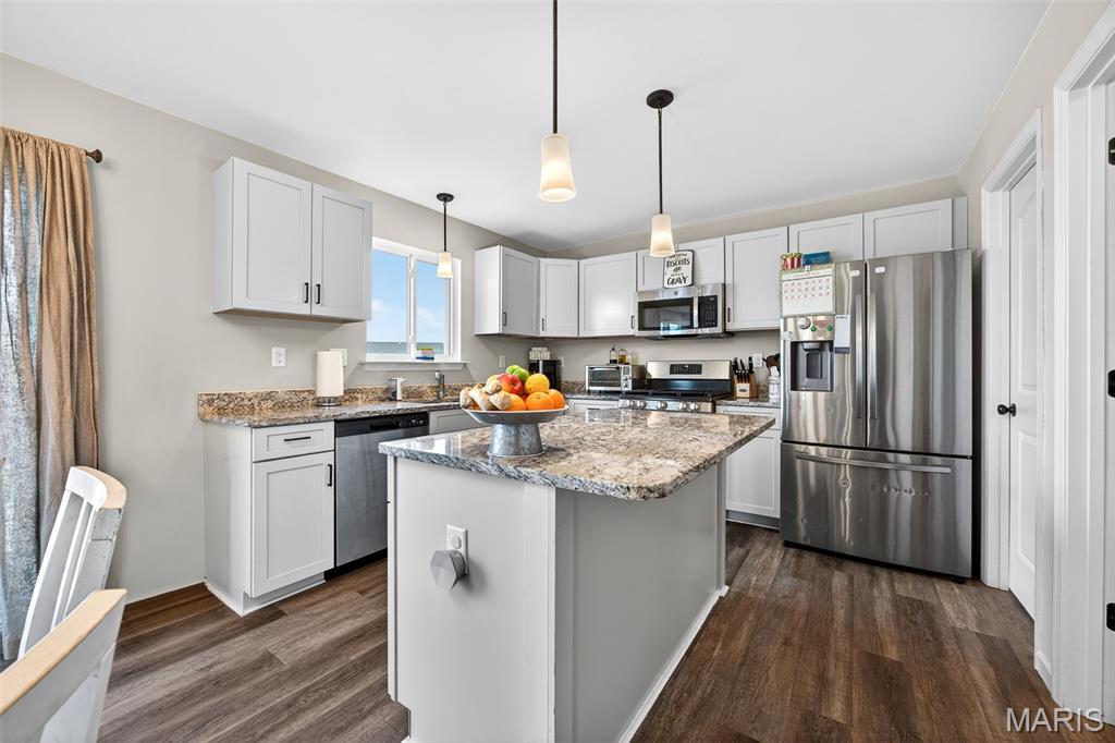 Majestic Lakes 1 - Residential