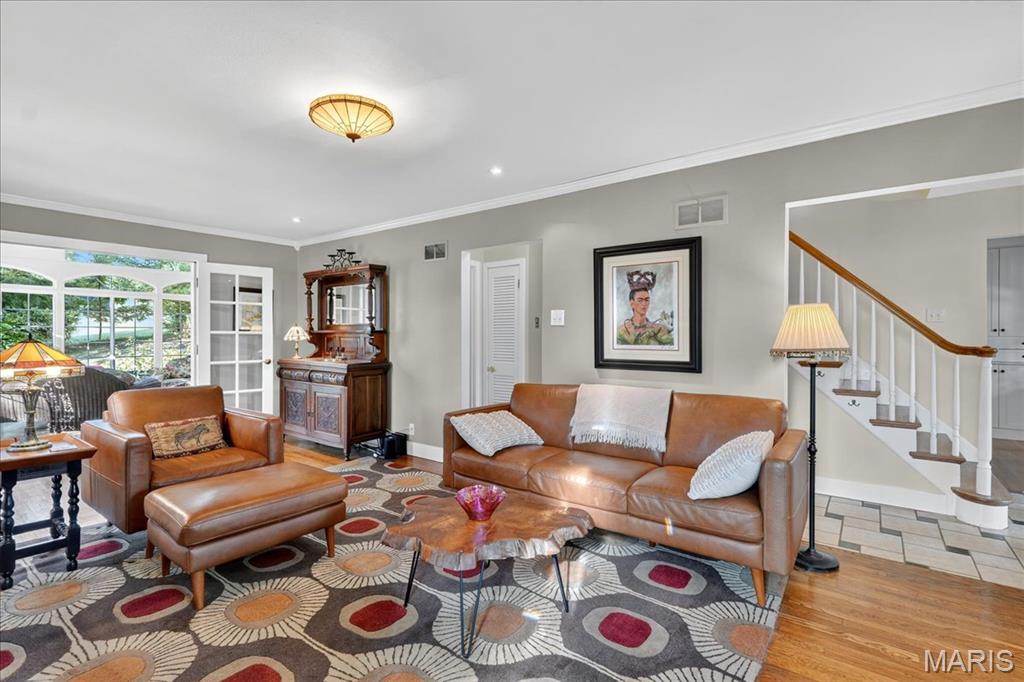 128 Sweetbriar Lane