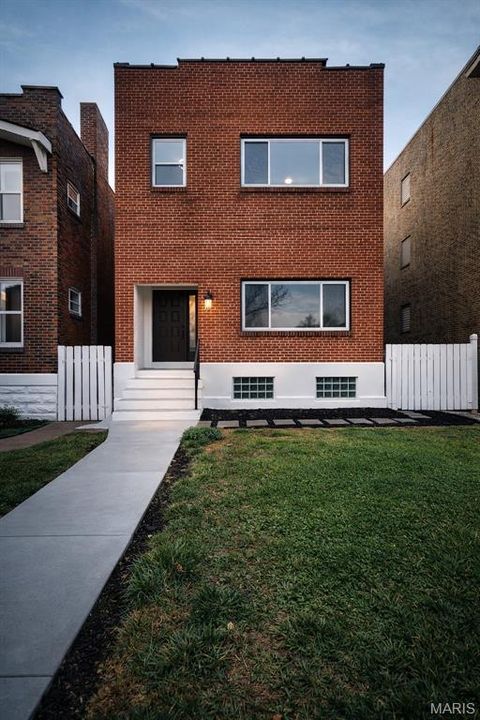 Photo of 4119 Enright Avenue, St Louis, MO 63108 (MLS # 26011995)