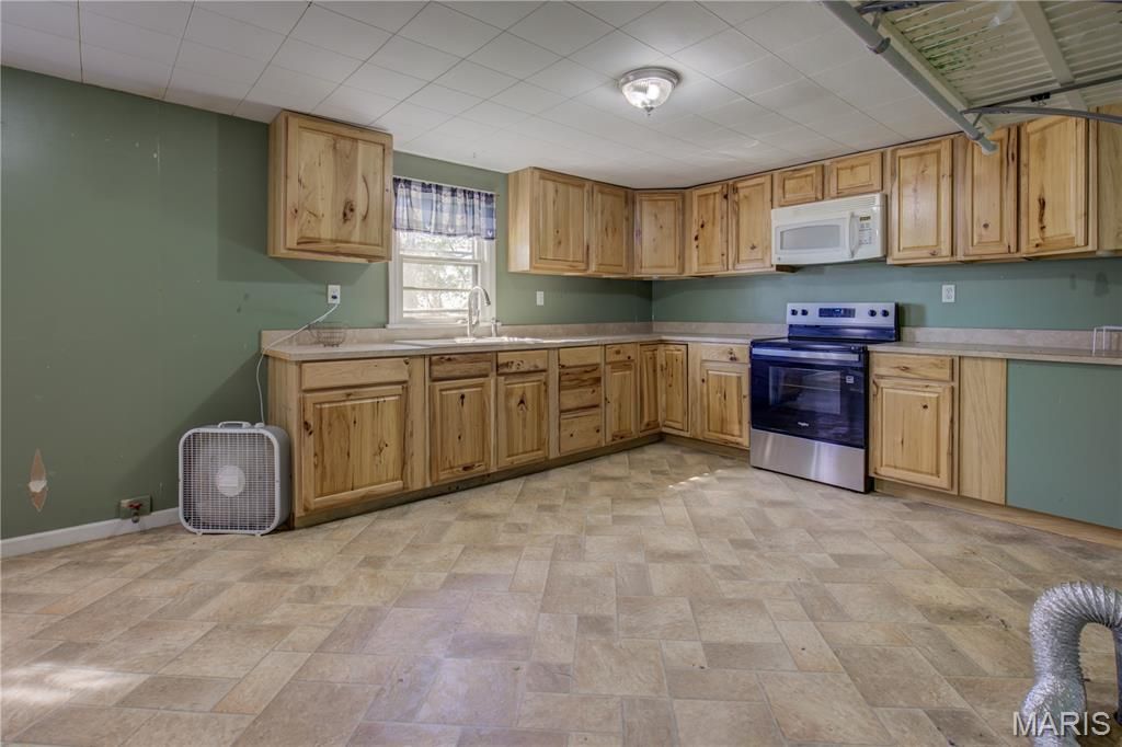 Photo of 302 Marshall, Sikeston, MO 63801 (MLS # 26020488)