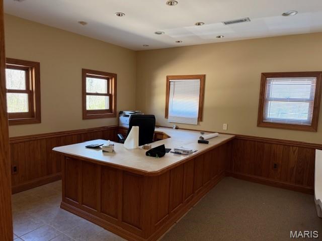 0000 - Commercial Lease
