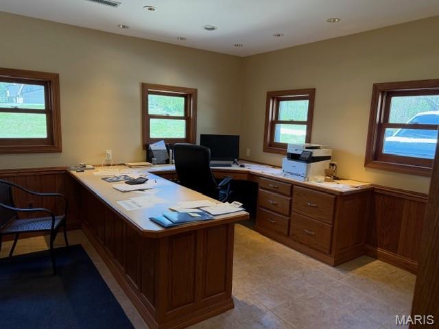 0000 - Commercial Lease