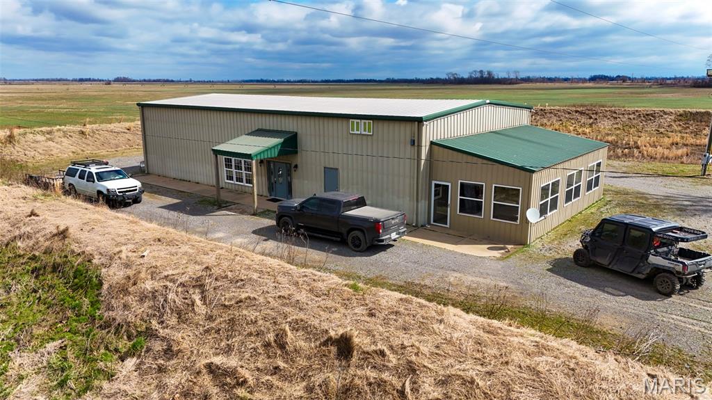 1608 County Road 711