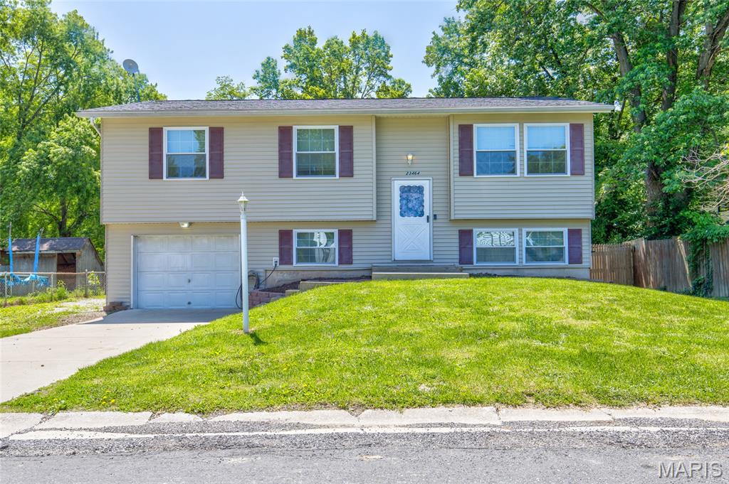 23464 Apple Tree Lane