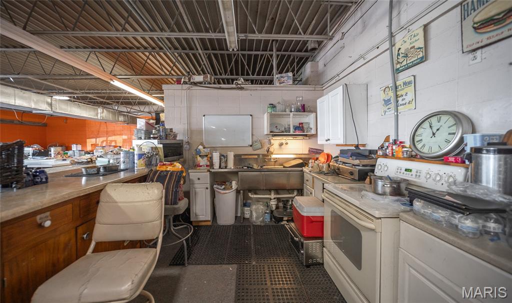 NA - Commercial Sale