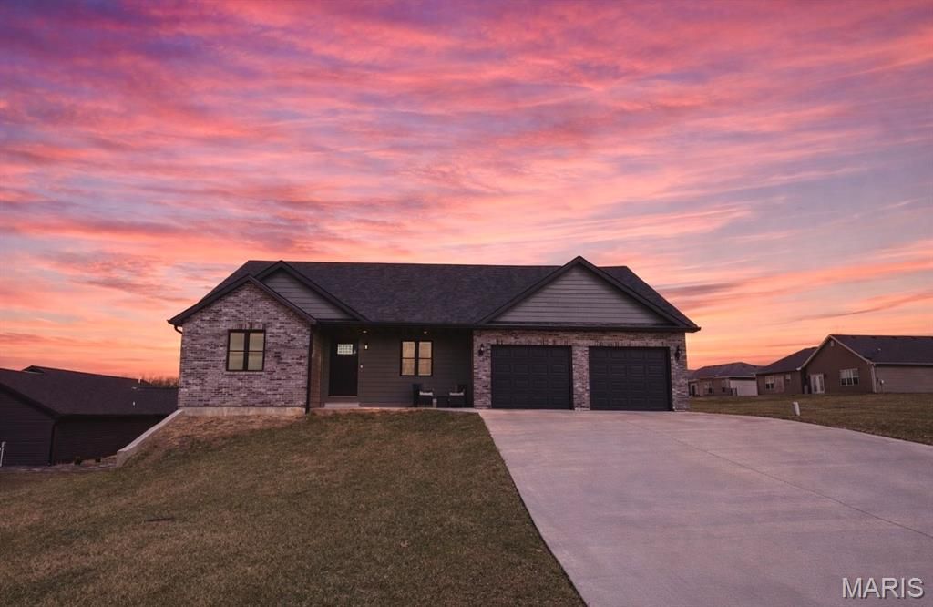 Photo of 9019 Idell Creek Lane, Hannibal, MO 63401 (MLS # 26013702)
