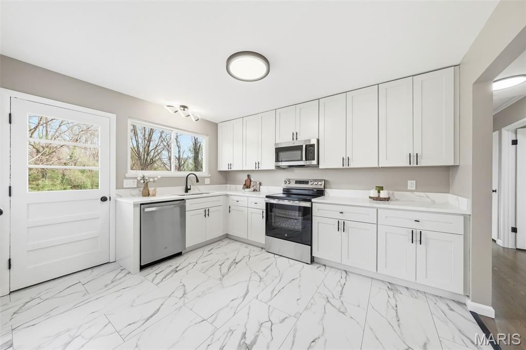 St James Est - Residential