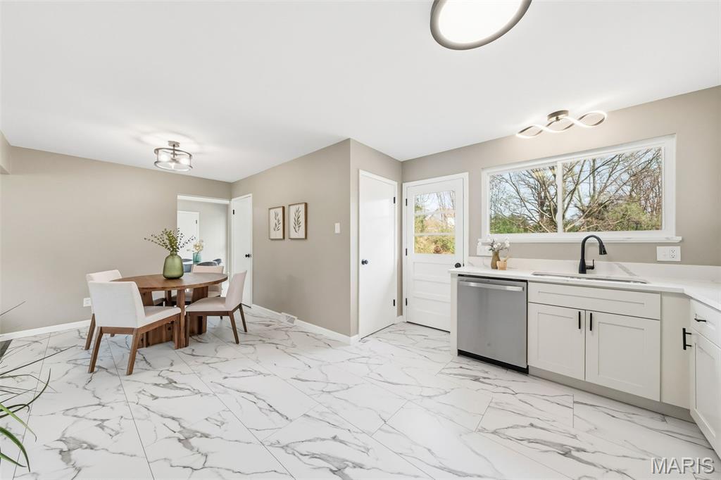 St James Est - Residential