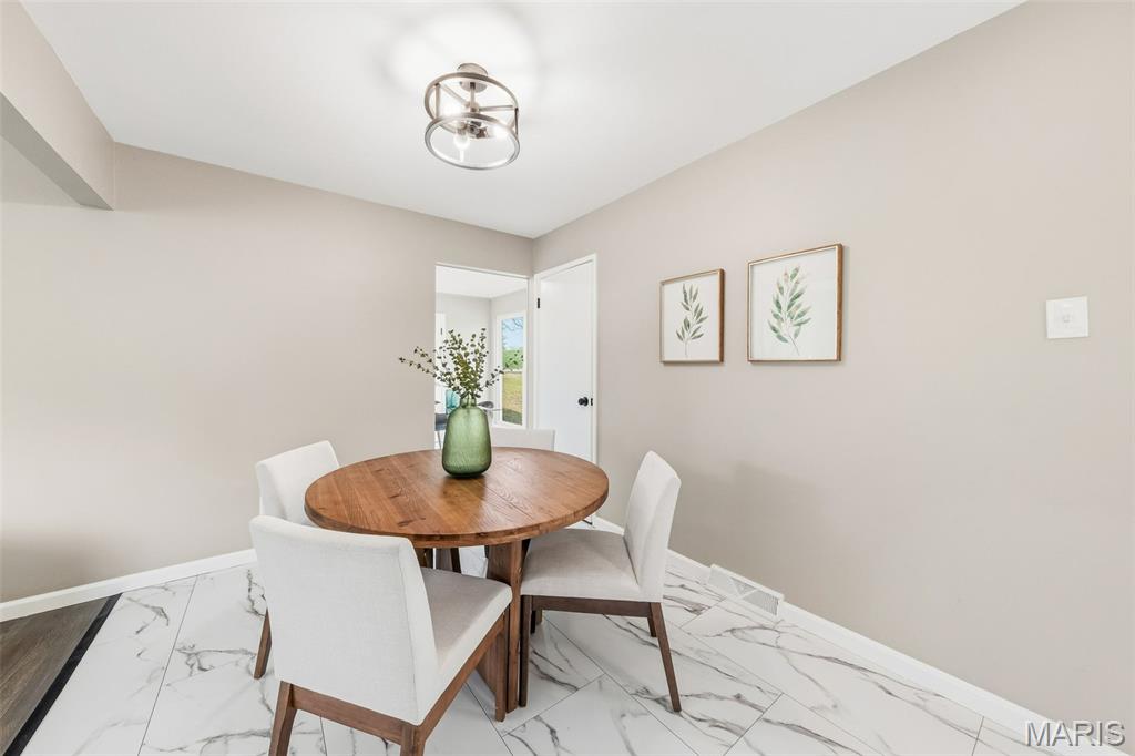 St James Est - Residential