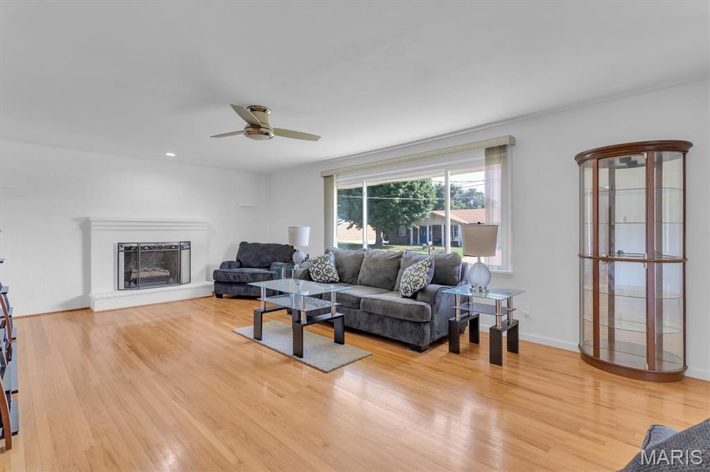 2459 Villa Drive